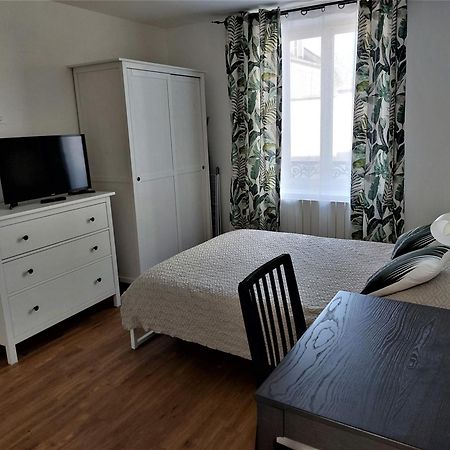 Residence Hotel Les Josephines Rueil-Malmaison Luaran gambar