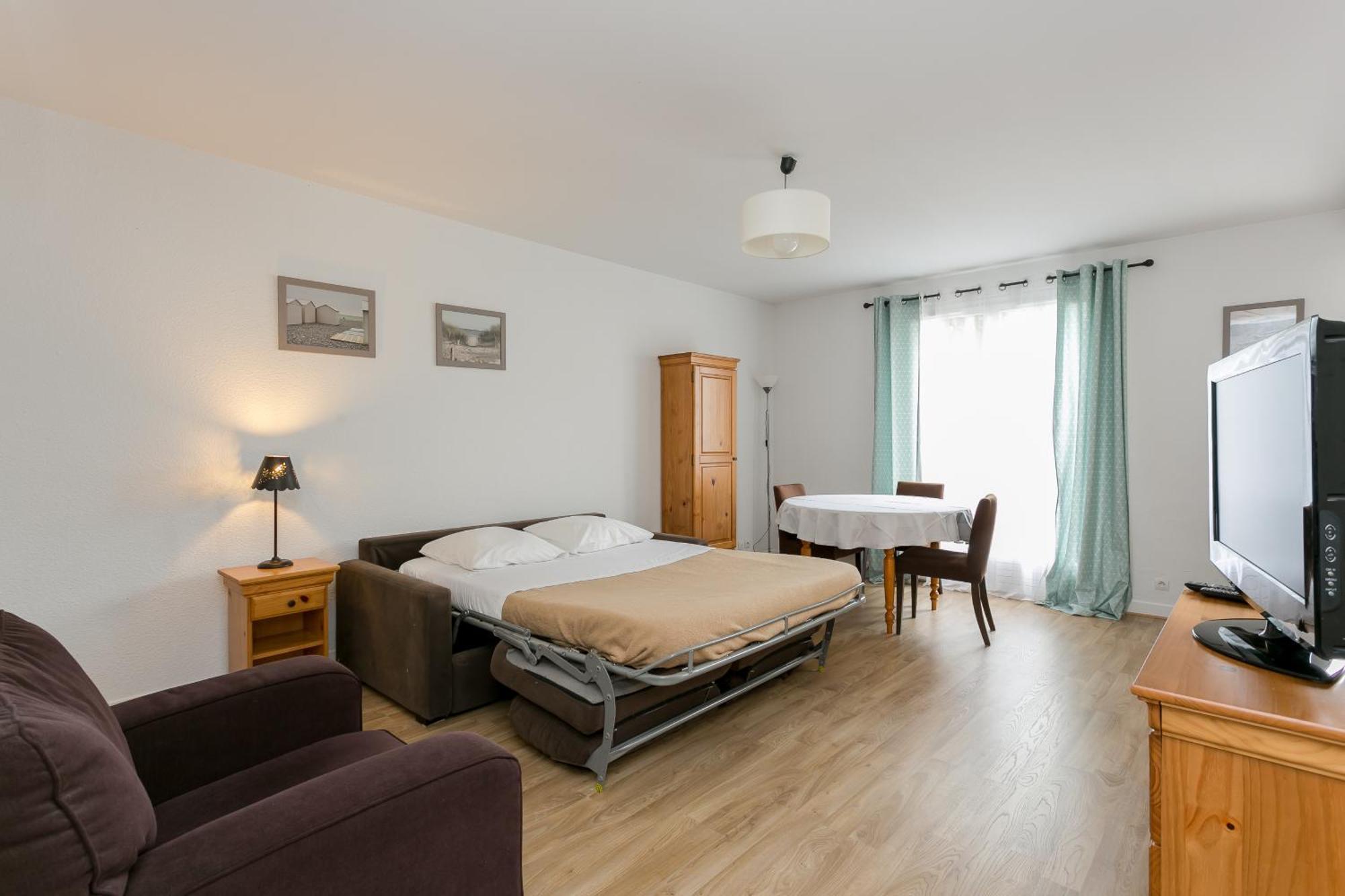 Residence Hotel Les Josephines Rueil-Malmaison Luaran gambar
