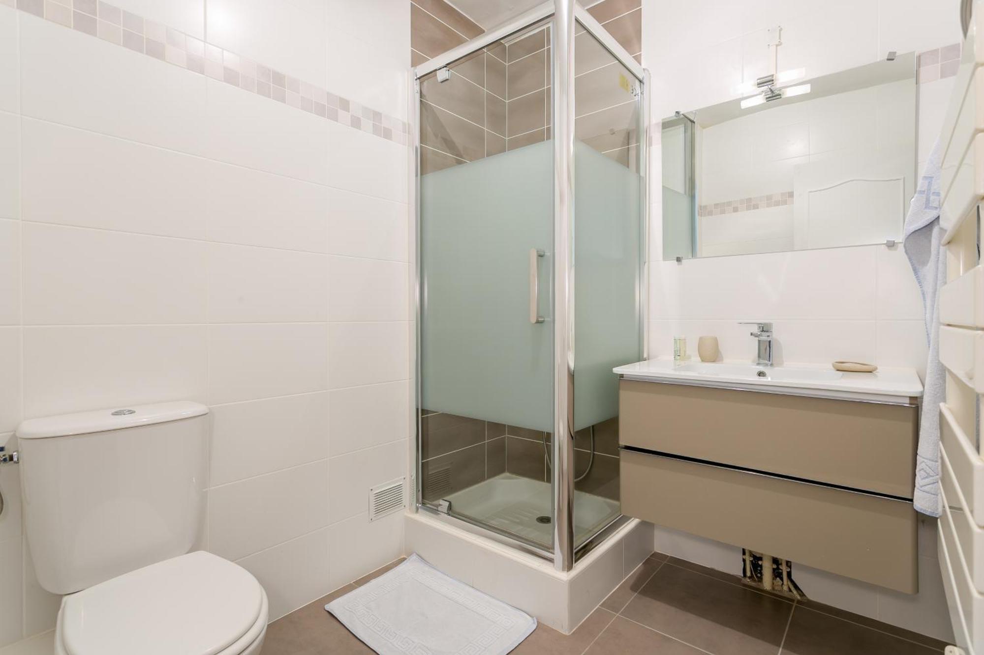 Residence Hotel Les Josephines Rueil-Malmaison Luaran gambar